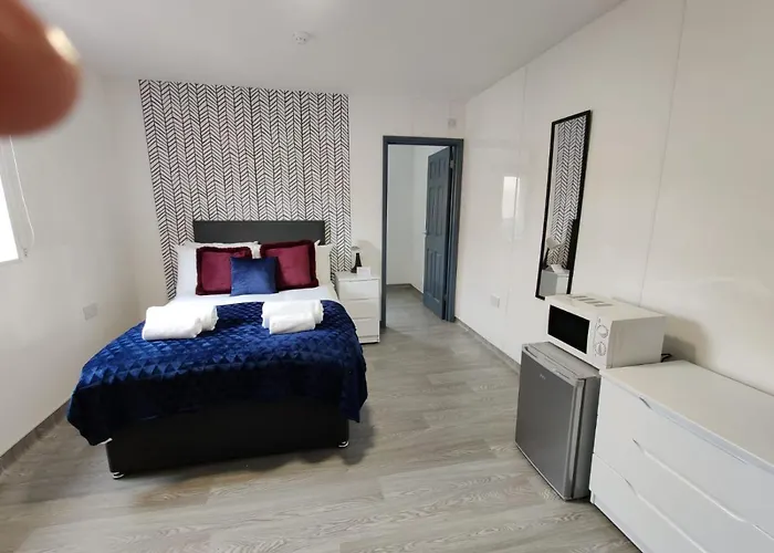 Double Ensuite Rooms